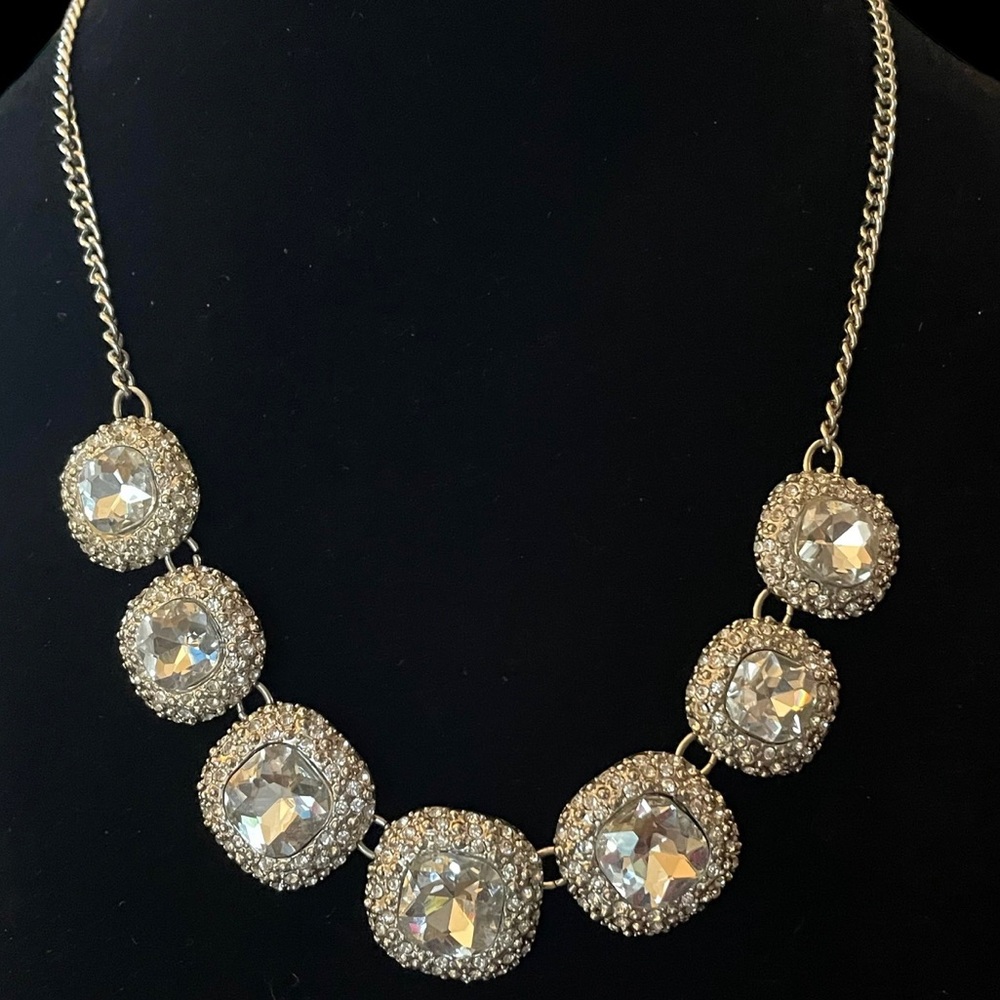 Beautiful Vintage Rhinestones/Glass Statement Necklace
